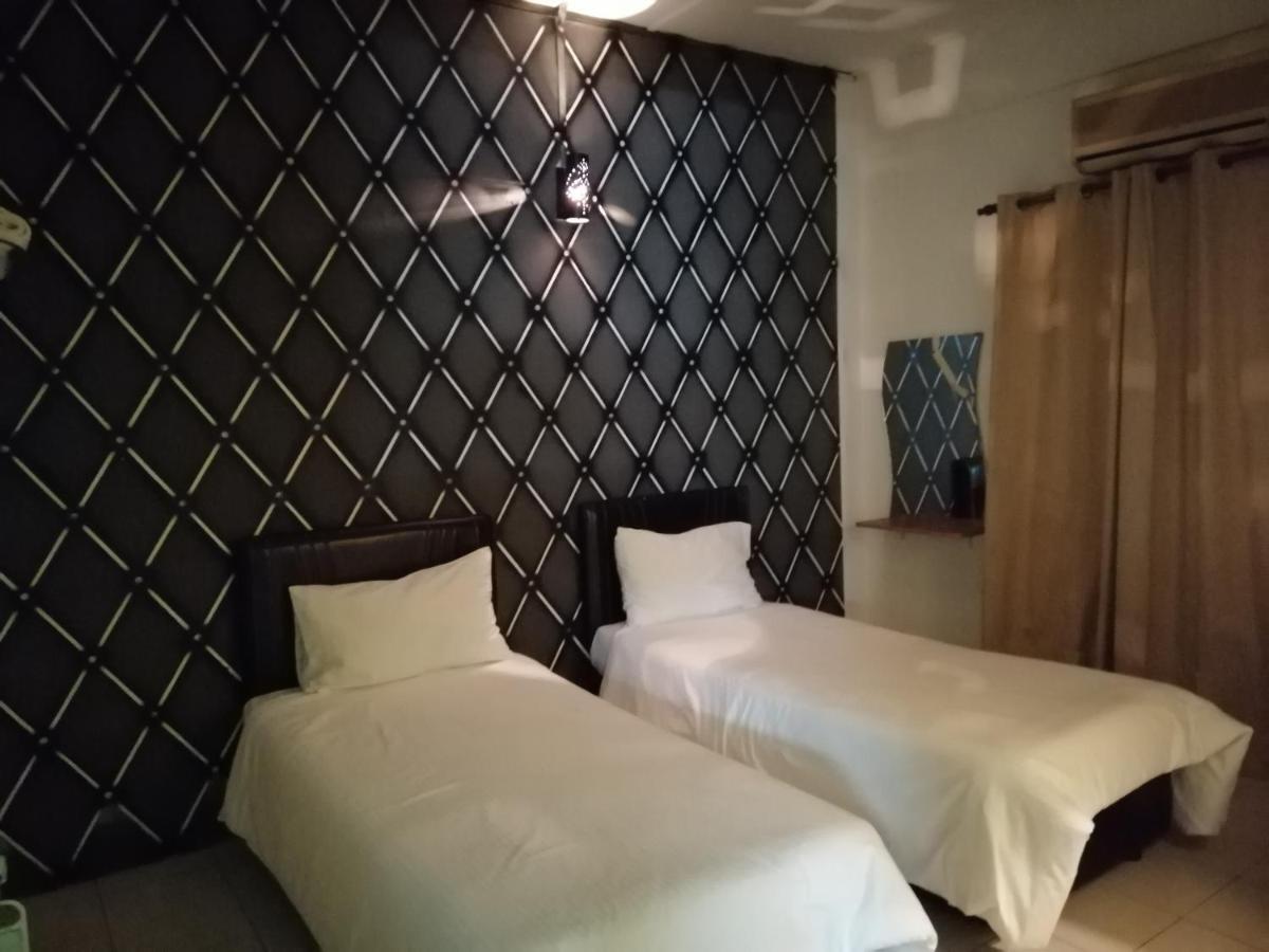 Inap Bayu Tc Apartment Kuantan Phòng bức ảnh
